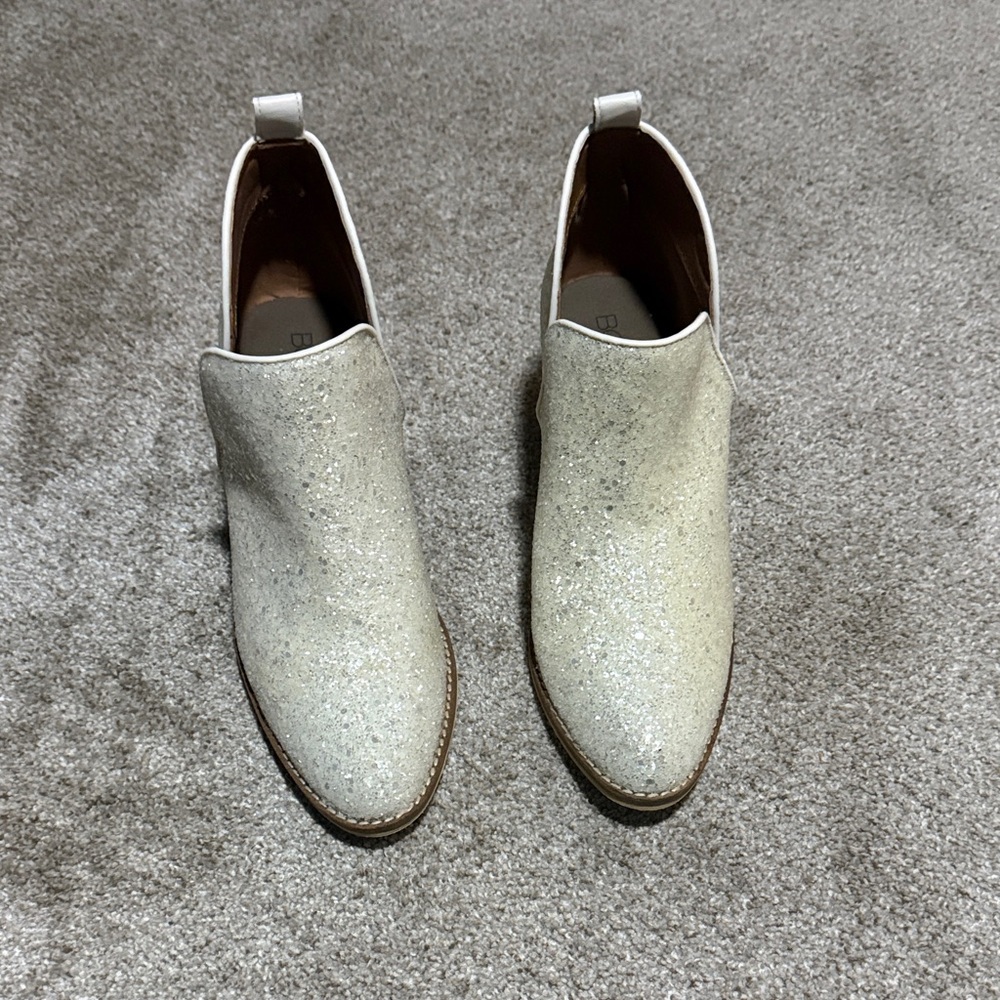 Elegant Cream Ankle Boots